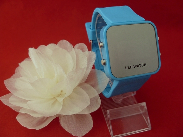 Zegarek 004 ledowy niebieski